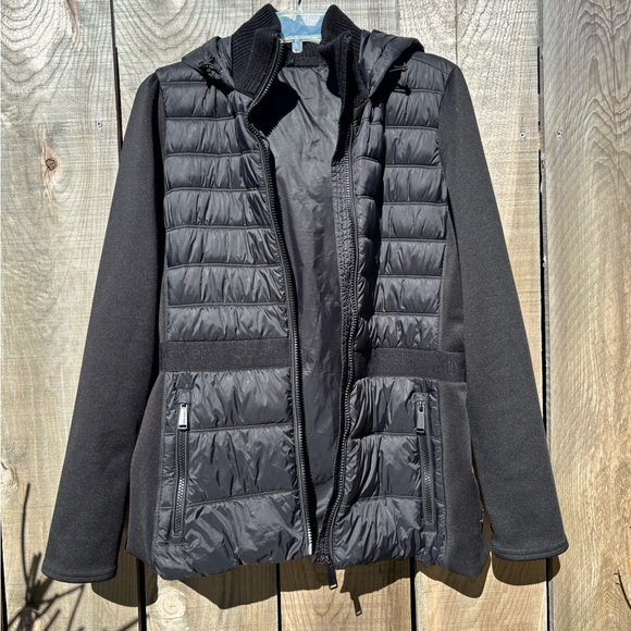 Jacket - Picture 2 of 9